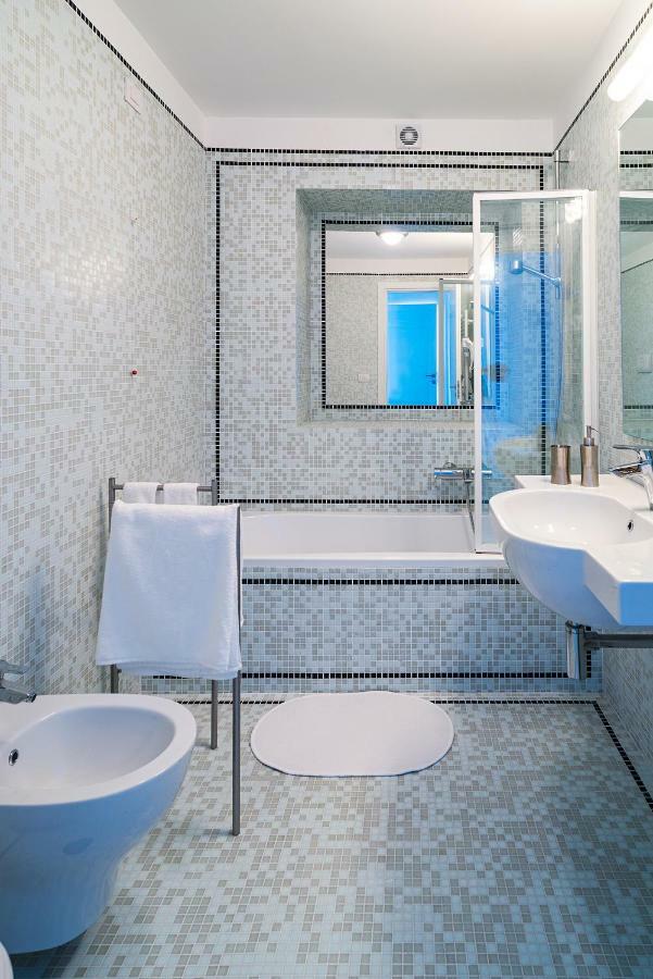 Donna Giulia, Luxury House Hotel Salerno Exterior foto